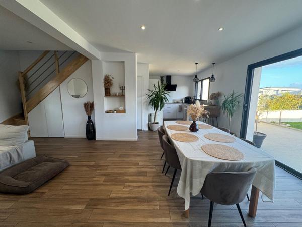 Maison à Caudan, 56850 - 5 pièces 96m²