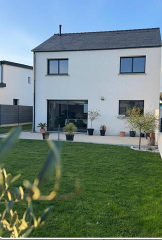 Maison à Caudan, 56850 - 5 pièces 96m²