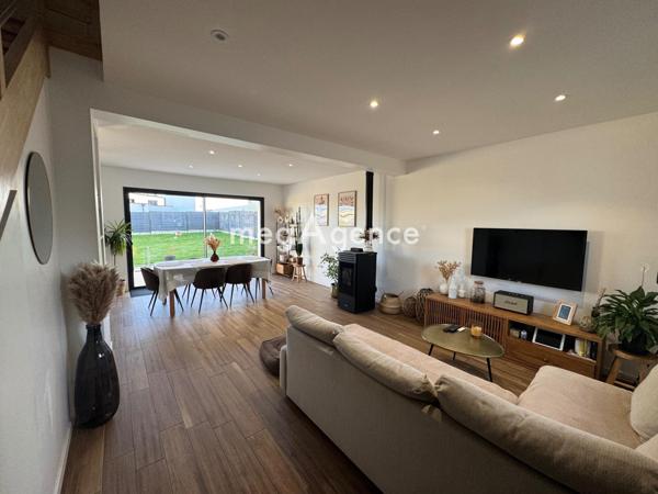 Maison à Caudan, 56850 - 5 pièces 96m²