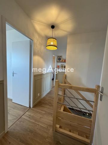 Maison à Caudan, 56850 - 5 pièces 96m²