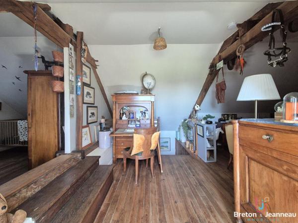 Corps de ferme sur 8 hectares secteur Domfront