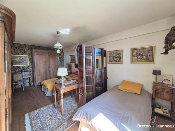 Corps de ferme sur 8 hectares secteur Domfront