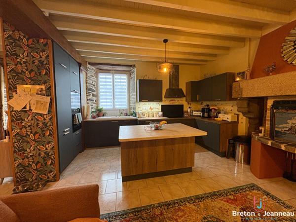 Maison à Fougerolles-du-Plessis