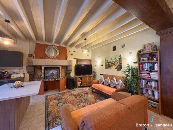 Maison à Fougerolles-du-Plessis