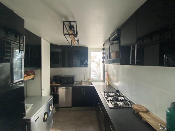 À vendre : Appartement spacieux de 5 pièces à Cergy, La Sébille €239 800 ** - Référence 11090