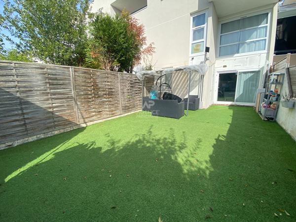 À vendre : Appartement spacieux de 5 pièces à Cergy, La Sébille €239 800 ** - Référence 11090