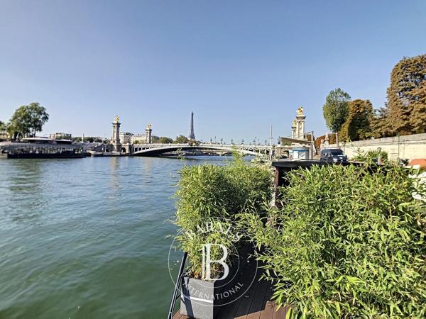 Paris 8ème, Appartement 2 Chambres -  109 m² à vendre