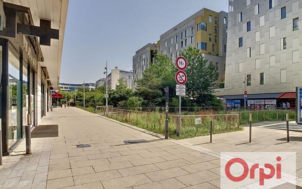 Appartement à vendre    2 pièces • 41,73 m2 Issy-les-Moulineaux