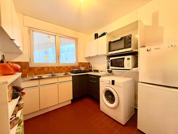 Investisseur : T2 avec cave et parking Vendu loué