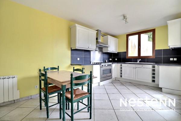 A SOISY SUR SEINE , MAISON de 174m² de 7 Pièces avec 5 chambres ! Grand terrain de 700 m² ,