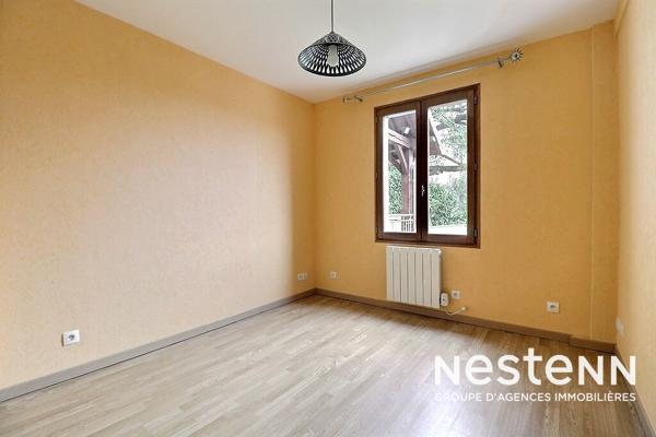 A SOISY SUR SEINE , MAISON de 174m² de 7 Pièces avec 5 chambres ! Grand terrain de 700 m² ,