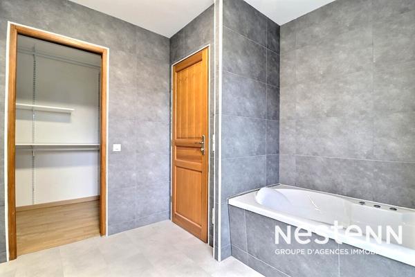 A SOISY SUR SEINE , MAISON de 174m² de 7 Pièces avec 5 chambres ! Grand terrain de 700 m² ,