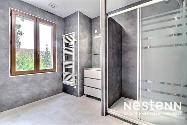 A SOISY SUR SEINE , MAISON de 174m² de 7 Pièces avec 5 chambres ! Grand terrain de 700 m² ,