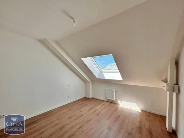 Maison à louer 4 pièces 99.7m² Laval (53000)