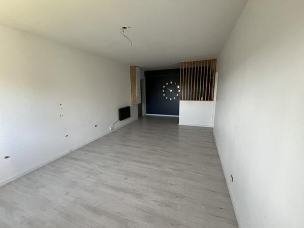 Appartement à vendre |  Saint-Priest |  3 pièces | 65 m²