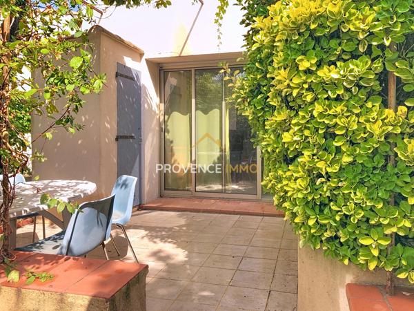 Gignac-la-Nerthe (13180) Domaine arboré et sécurisé réservé aux retraités - T2 avec terrasse privative