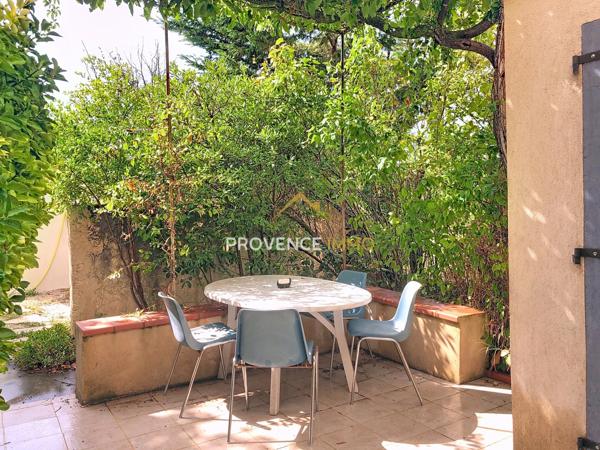 Gignac-la-Nerthe (13180) Domaine arboré et sécurisé réservé aux retraités - T2 avec terrasse privative