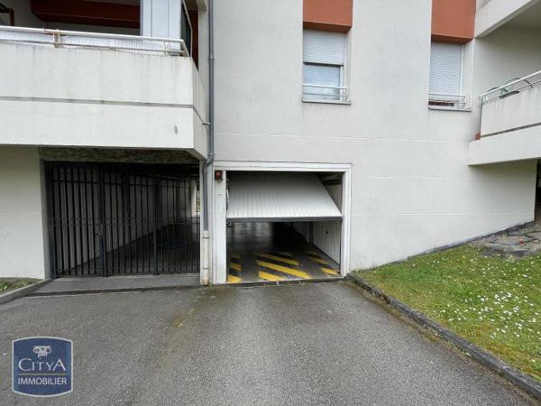 Parking à louer