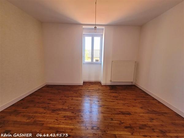 L'ISLE D'ESPAGNAC (16340) : Maison de 112m2 + garage