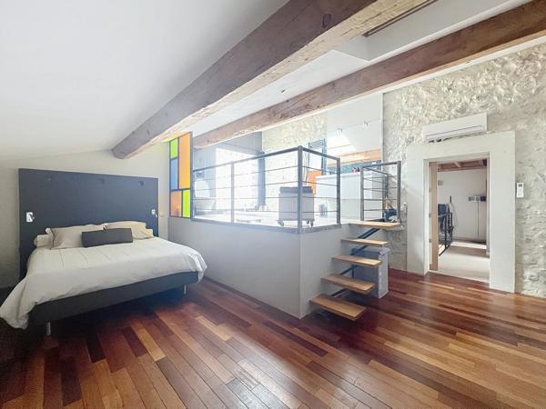 AUTHENTIQUE MAISON DE CARACTERE RENOVEE AVEC GOUT, TORREILLES, PROCHE MER