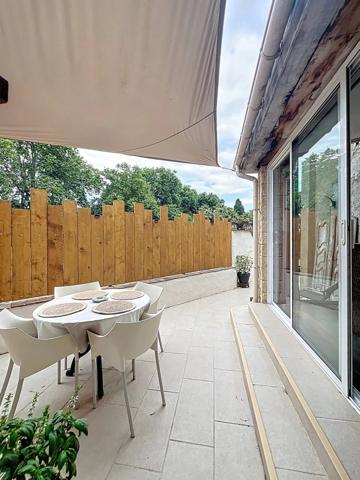 AUTHENTIQUE MAISON DE CARACTERE RENOVEE AVEC GOUT, TORREILLES, PROCHE MER