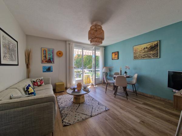 Appartement T3 rénové - Rezé Jean-Perrin / Château