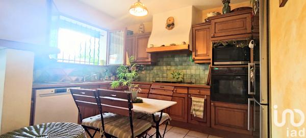 Maison à vendre 4 pièces 99 m² Solliès-Pont