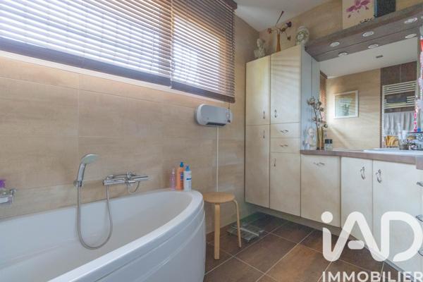 Maison à vendre 6 pièces 130 m² Saint-Apollinaire