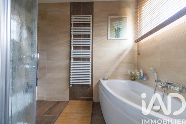 Maison à vendre 6 pièces 130 m² Saint-Apollinaire