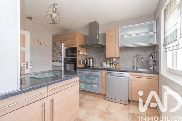 Maison à vendre 6 pièces 130 m² Saint-Apollinaire