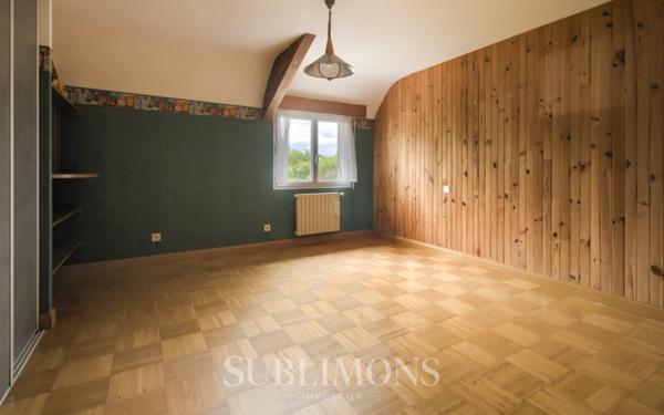 Maison 8 pièces 210 m²