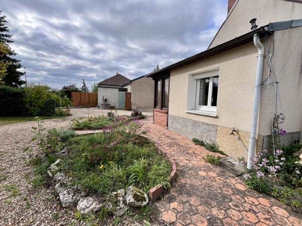 Maison à vendre |  Saint-Denis-en-Val |  5 pièces | 109 m²