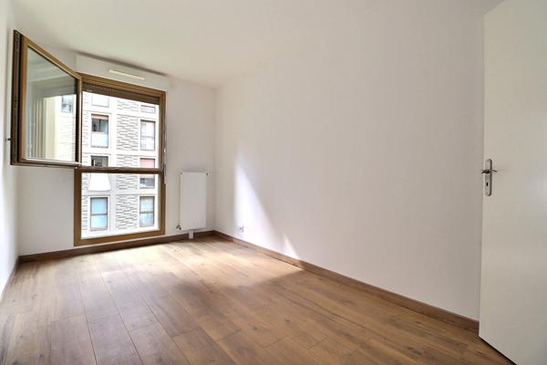 Appartement Bobigny 5 pièce(s) 100 m2