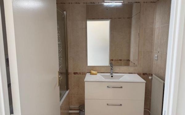 Appartement à louer    4 pièces • 86 m2 Montigny-le-Bretonneux