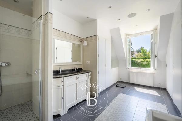 Bougival, Maison 5 Chambres -  333 m² à vendre
