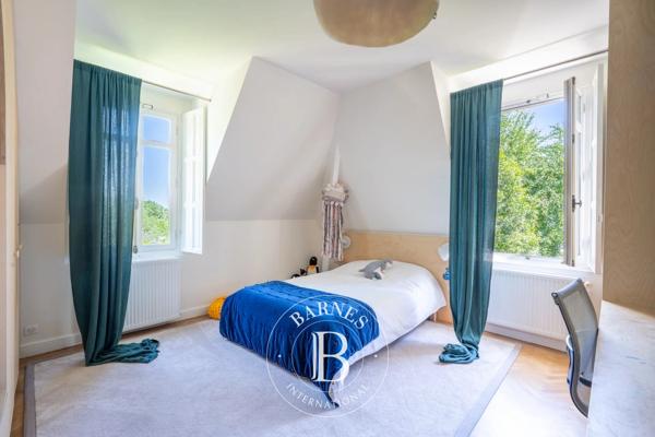 Bougival, Maison 5 Chambres -  333 m² à vendre