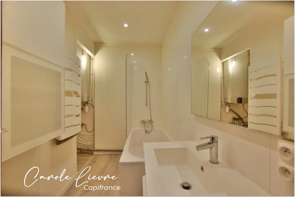 Maison avec grande terrasse, garage et appartement indépendant