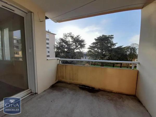 Appartement à louer 2 pièces 49.53m² Le Mans (72000)
