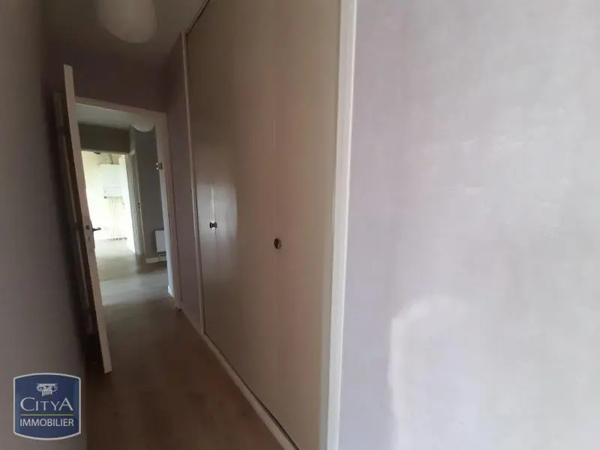 Appartement à louer 2 pièces 49.53m² Le Mans (72000)