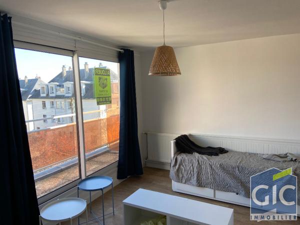 STUDIO MEUBLE A LOUER