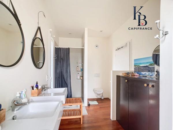 à louer VETRAZ MONTHOUX Villa d'Architecte T4 de 181 m² - Terrain de 1 224,00 m²