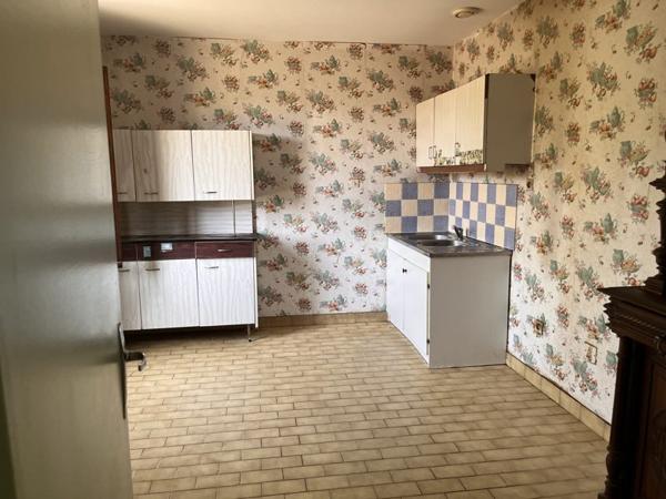 Maison à vendre 90 000 € Bourganeuf 4 p 85 m² DPE F