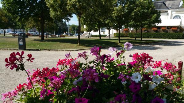 STUDIO à vendre CONTREXEVILLE (88) Résidence avec ascenseur face parc thermal