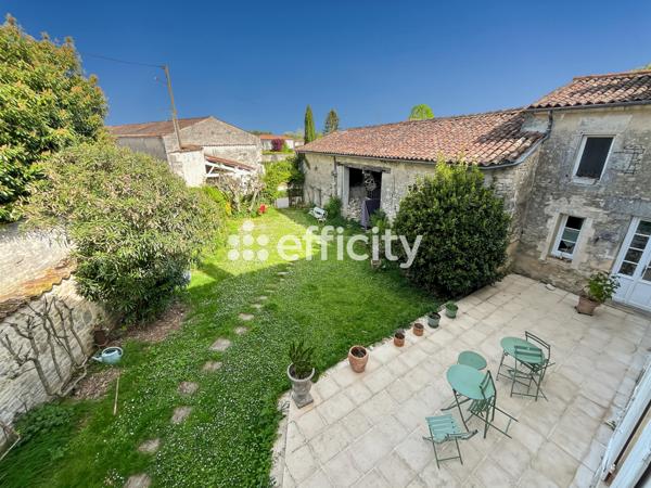 Maison 6 pièces - 236 m²