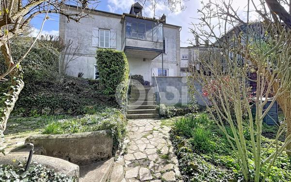 Maison à vendre    6 pièces •  Clermont