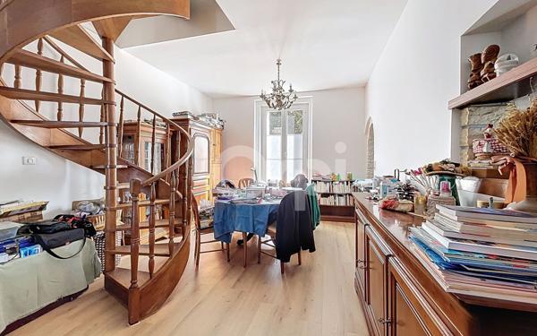 Maison à vendre    6 pièces •  Clermont