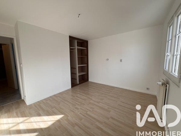 Maison à vendre 5 pièces 99 m² Saint-Ay