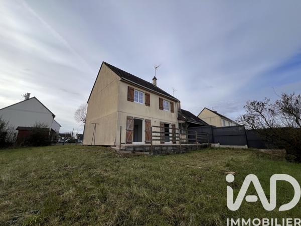 Maison à vendre 5 pièces 99 m² Saint-Ay