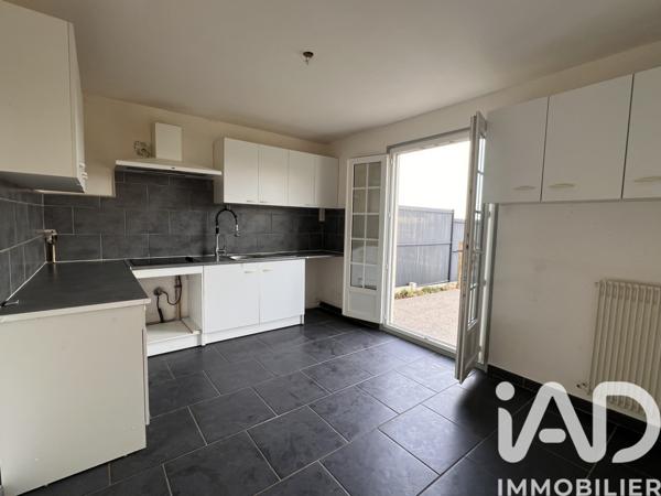 Maison à vendre 5 pièces 99 m² Saint-Ay