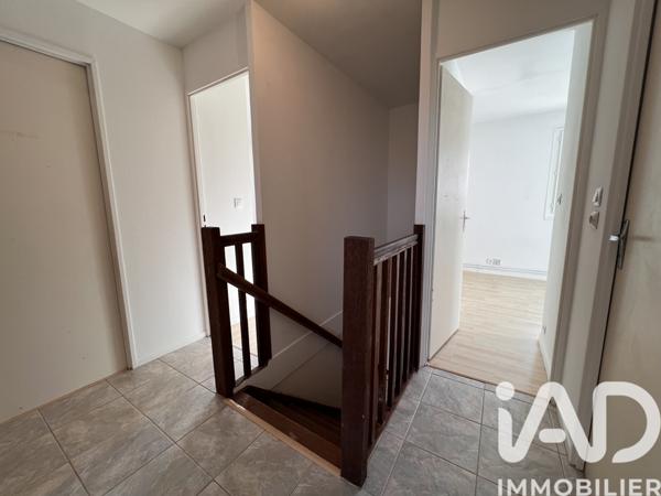 Maison à vendre 5 pièces 99 m² Saint-Ay